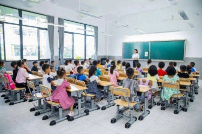 ​上海小学几年制（上海小学初中几年制）