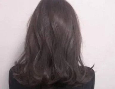 ​烫头发为什么要选便宜的（染发选贵的还是便宜的）