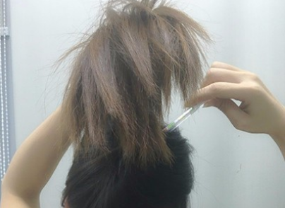 如何盘出蓬松的头发,怎样盘头发既简单又好看蓬松 盘发图12