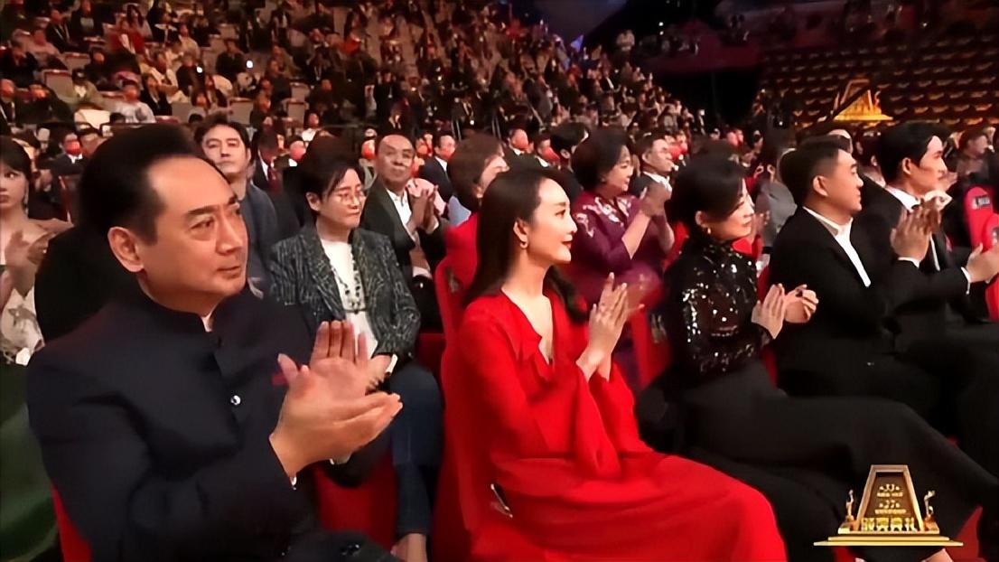 王雷个人资料简介家庭背景（王雷在娱乐圈里不红，是因为他在另一个圈子里，正红得发紫）