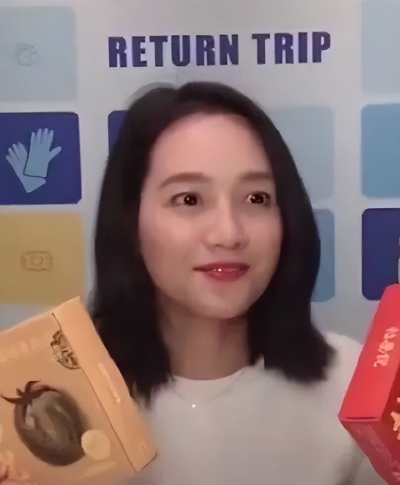 主持人朱丹：一段失败的婚姻，二婚嫁给周一围，在卑微中幸福