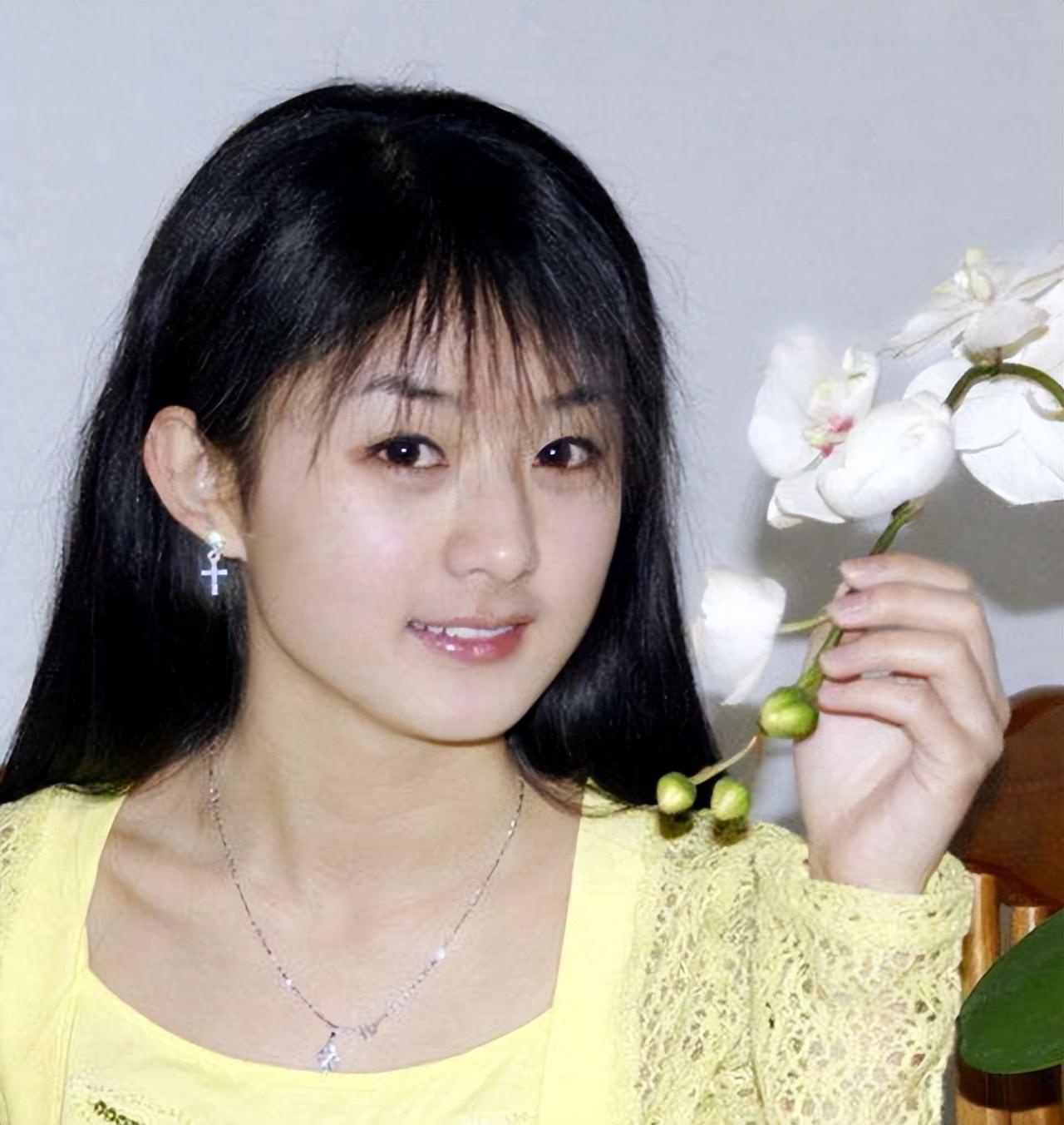 冯绍峰个人资料简介 离婚3年后，再看赵丽颖和他的处境，两人的差距一目了然