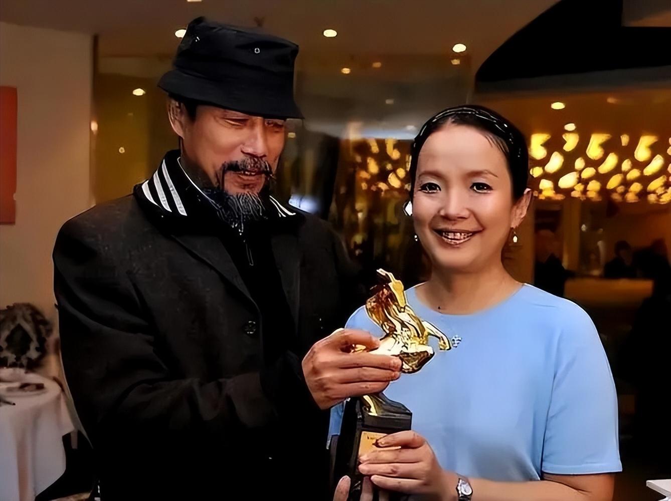 著名演员吕丽萍的个人资料简介：结婚又离婚，甘当儿子爱情导师，幸福升级做婆婆