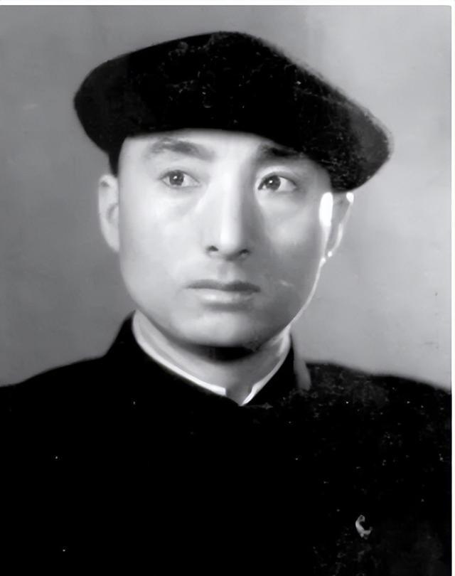 陈佩斯个人资料简介及 “小品之王”：被封杀24年，穷到开荒种地，到底得罪了谁？