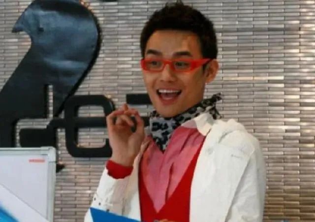 演员王凯的奋斗史，以及他走红后的两段绯闻