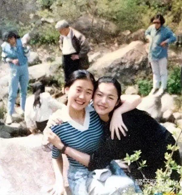 姚晨个人资料简介 还记得《武林外传》里的她吗？如今带娃当辣妈？