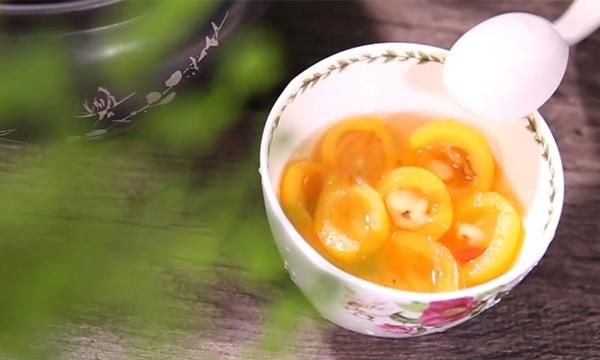 冰糖泡枇杷可以放多久呢
