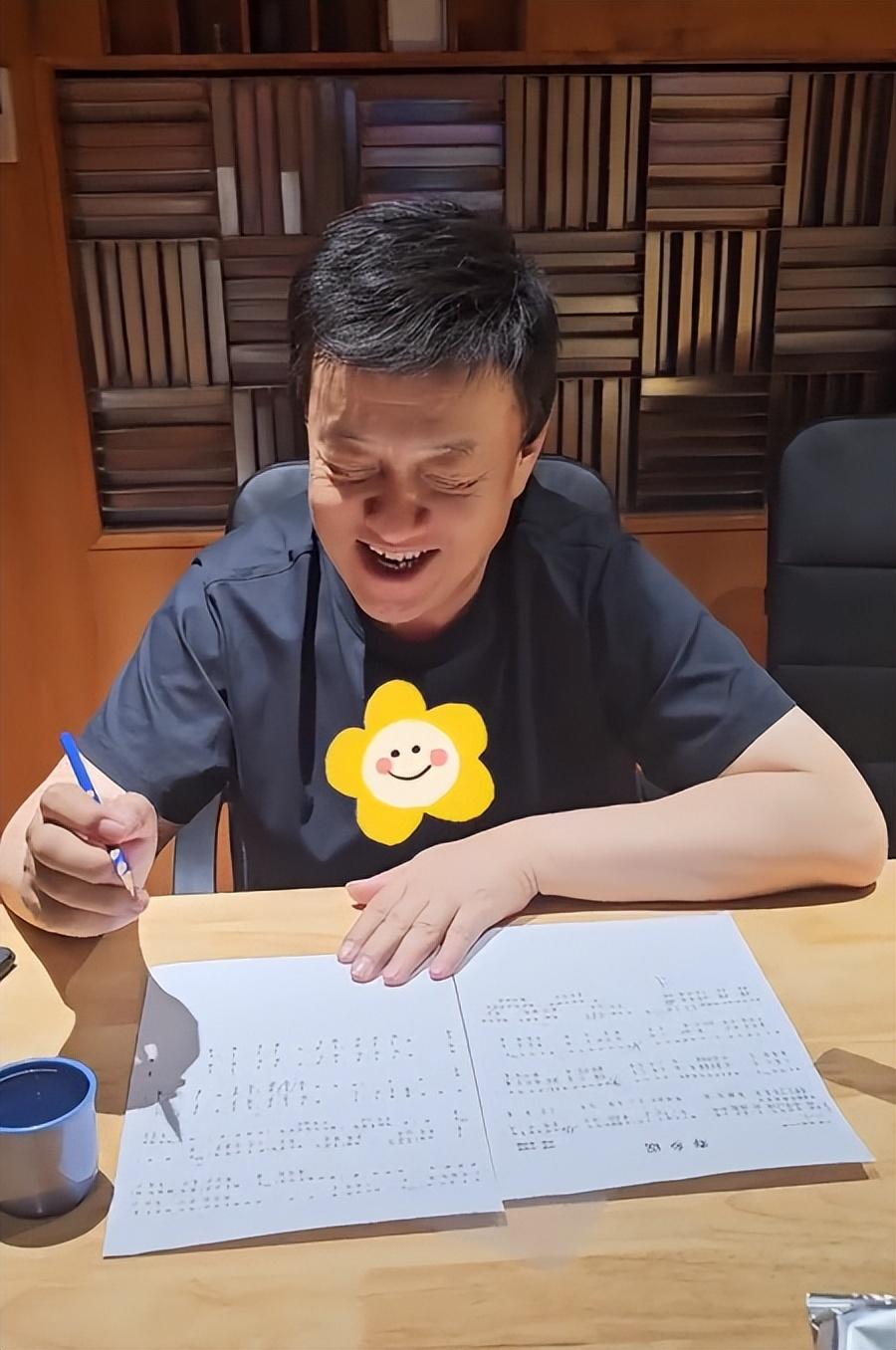 吕继宏个人资料简介 ：时隔24年再搭于文华，适配度和音色比和张也在一起还出彩