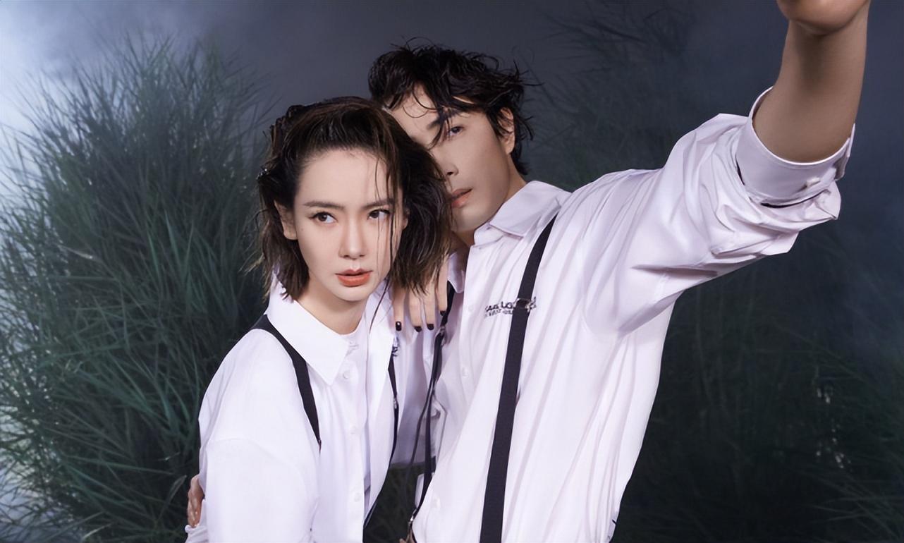 李承铉庆祝结婚八周年，戚薇高调互动秀恩爱，产期将至仍熬夜上网