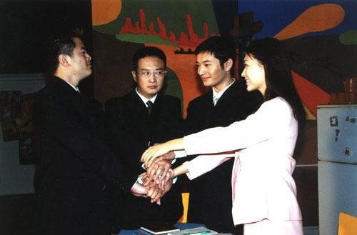 “牛小伟”吕小品个人资料：娶舞蹈老师，结婚11年无绯闻，事业家庭两不误