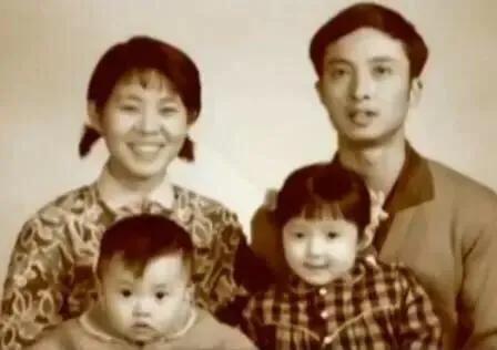 李健个人资料及简历介绍（李健：10岁邂逅妻子，结婚20多年无房无子，他为何如此“清醒”？）