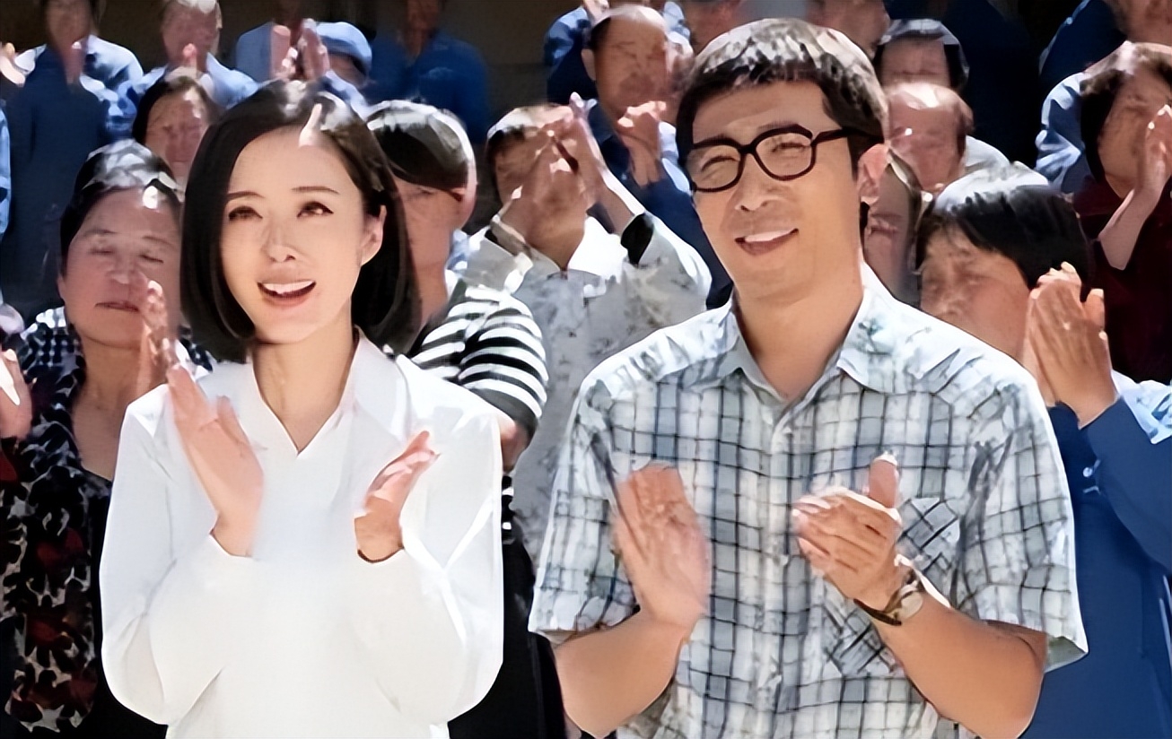 演员颜丹晨个人资料：嫁给没名气小丈夫，44岁高龄生子，如今生活幸福美满