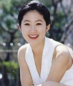 ​韩国90年代女神沈银河个人资料