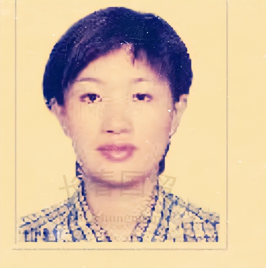 巨贪前夫前脚入狱，转身嫁给周立波的女富豪胡洁，如今怎么样？