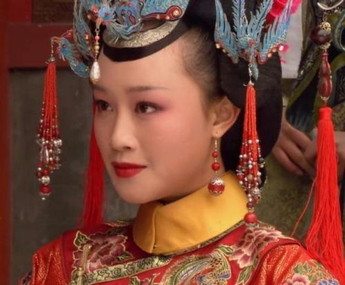 甄嬛和果郡王哪集圆房？甄嬛和果郡王历史是真的吗-第1张图片-