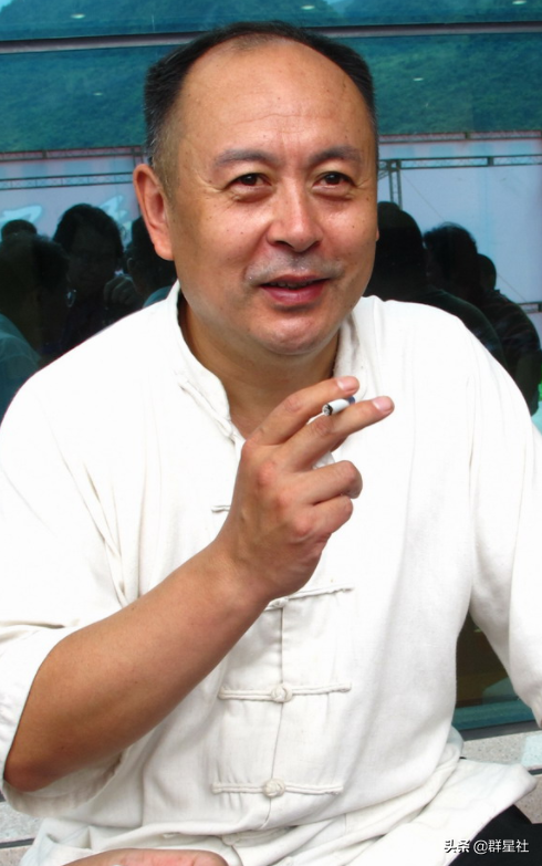 同演“陈毅”的张嘉译、刘锡田和谷伟三人，他们的发展现状如何了？
