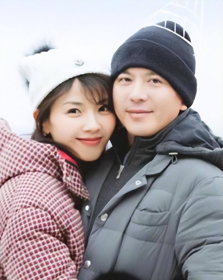 甘心成为顶梁柱的刘涛直言，不后悔嫁给王珂，和婆婆共同度过风雨岁月