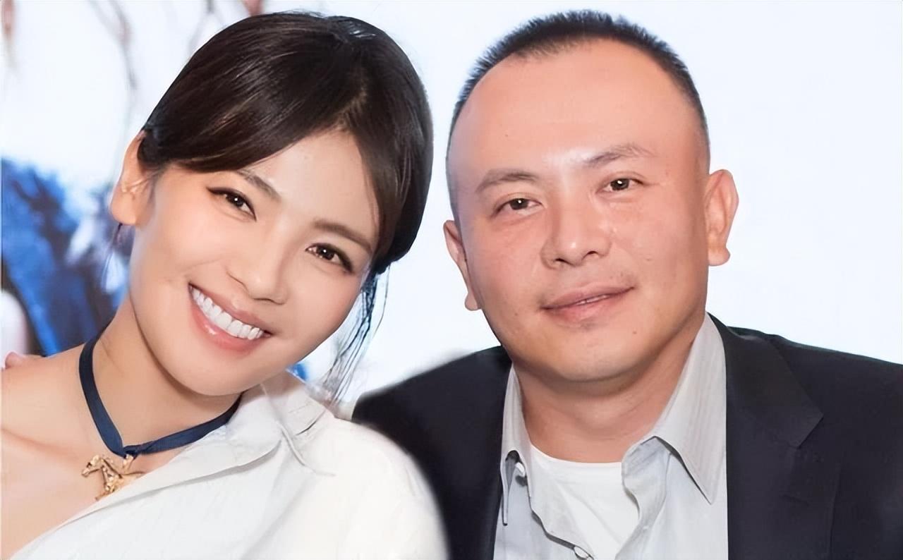 甘心成为顶梁柱的刘涛直言，不后悔嫁给王珂，和婆婆共同度过风雨岁月