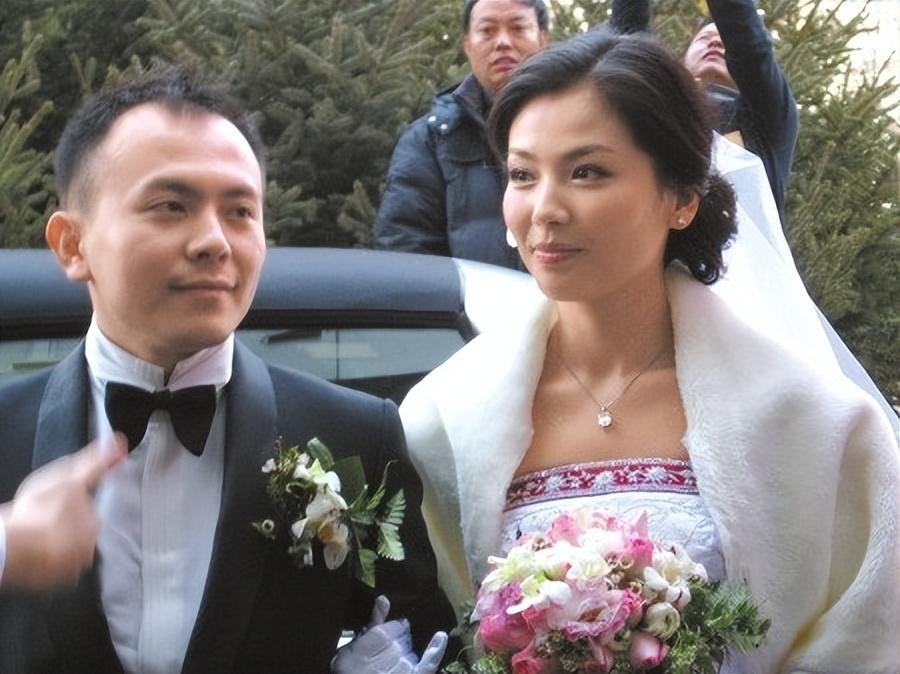 甘心成为顶梁柱的刘涛直言，不后悔嫁给王珂，和婆婆共同度过风雨岁月