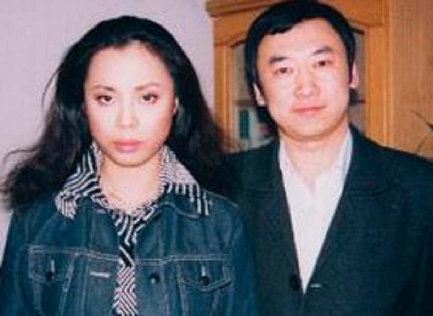 黄绮珊为什么离婚 ,3婚3离为爱轻生，55岁无子女，如今美成王祖贤