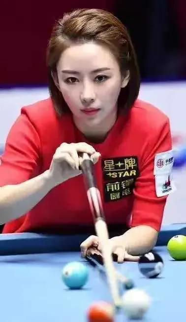 潘晓婷为何被誉为“九球天后”，不仅创球技神话，而且颜值一流