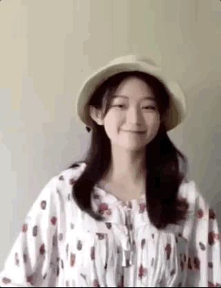 与网络暴力正面刚被全网赞！为什么胡先煦谈恋爱都这么圈粉？