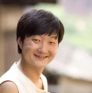演员苗圃：和王大治青梅竹马，为何要嫁大21岁丈夫？