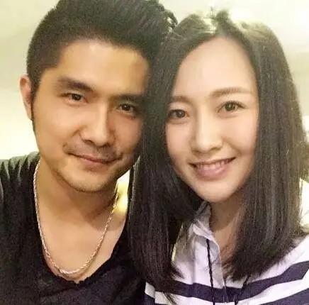 潘阳嫁豪门丈夫忙住娘家，潘长江夫妻把外孙当宝父女共舞很亮眼