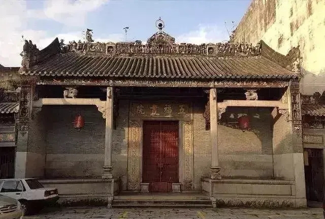 马来西亚人都说中文吗(马来西亚人为什么会说中文)