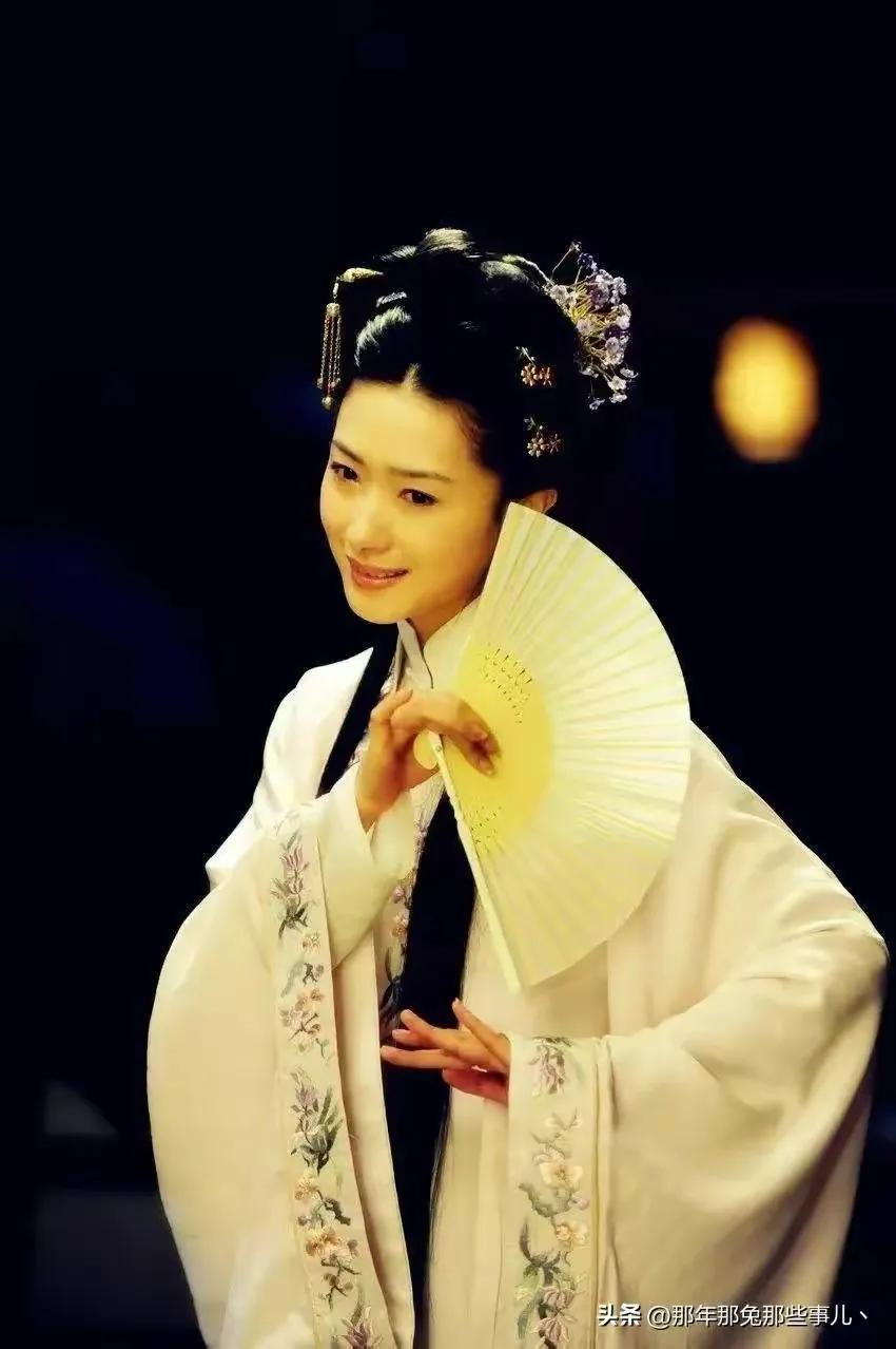 “三无女演员”万茜，斩获金马白玉兰！不追流量，只为纯粹的演戏