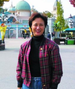 ​柏寒个人资料（柏寒：父母相继离世，丧偶后她被查出癌症，临终将儿子托付给海