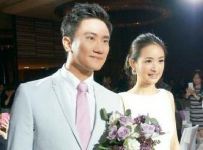 ​林依晨与林于超共享烛光晚餐，庆祝结婚三周年，网友：要一直幸福