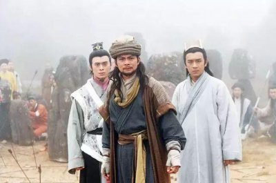 ​天龙八部老版二十二年演员再相聚（天龙八部97版演员重聚）