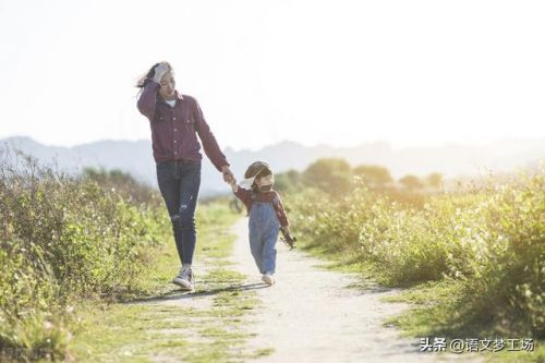 关于亲情的作文500字初中(关于亲情的作文500字六年级)-第1张图片-