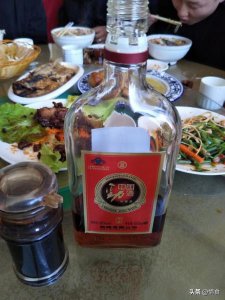 ​羊藿酒产品价格表_婬羊藿泡酒的功效与作用