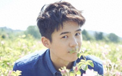 ​男明星居然也这么瘦？姐妹们，该努力了