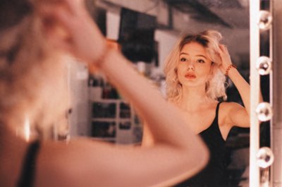 ​夫妻久别，女人想男人了怎么办？这三个女人说了大实话