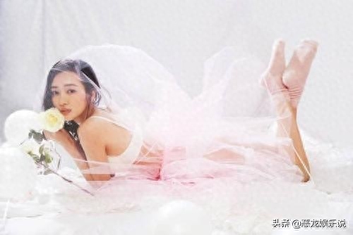 清纯女星人设的男人装写真，刘诗诗，杨幂，赵丽颖，迪丽热巴