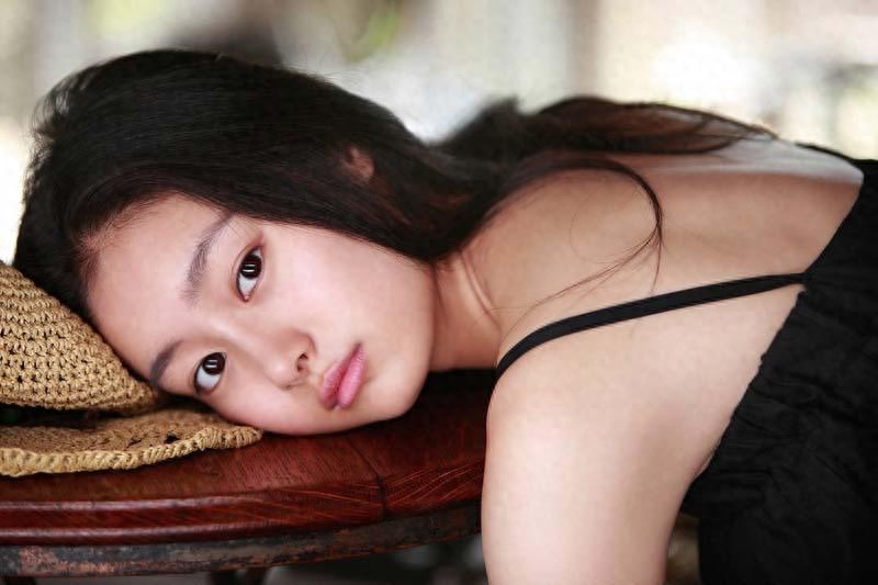 日本最美的国民美少女，22岁的她曾经未婚生子