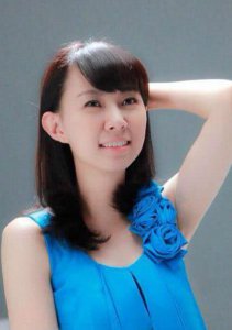 ​卓依婷个人资料写真作品
