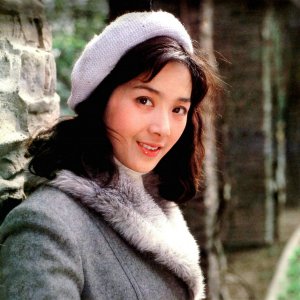 ​龚雪个人资料年龄图片(龚雪在最红的时候，被一场莫须有的谣传毁了星途)