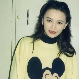 ​演员曾华倩个人资料：她是梁朝伟的初恋，曾闪婚富商，离婚后至今仍单身
