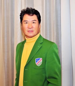 ​演员祝延平个人资料：与赵娜离婚34年，他再婚娶圈外人，她独自陪儿子长大