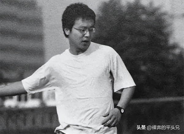 窦唯个人资料简介（窦唯是中国哪个摇滚队的队员）-