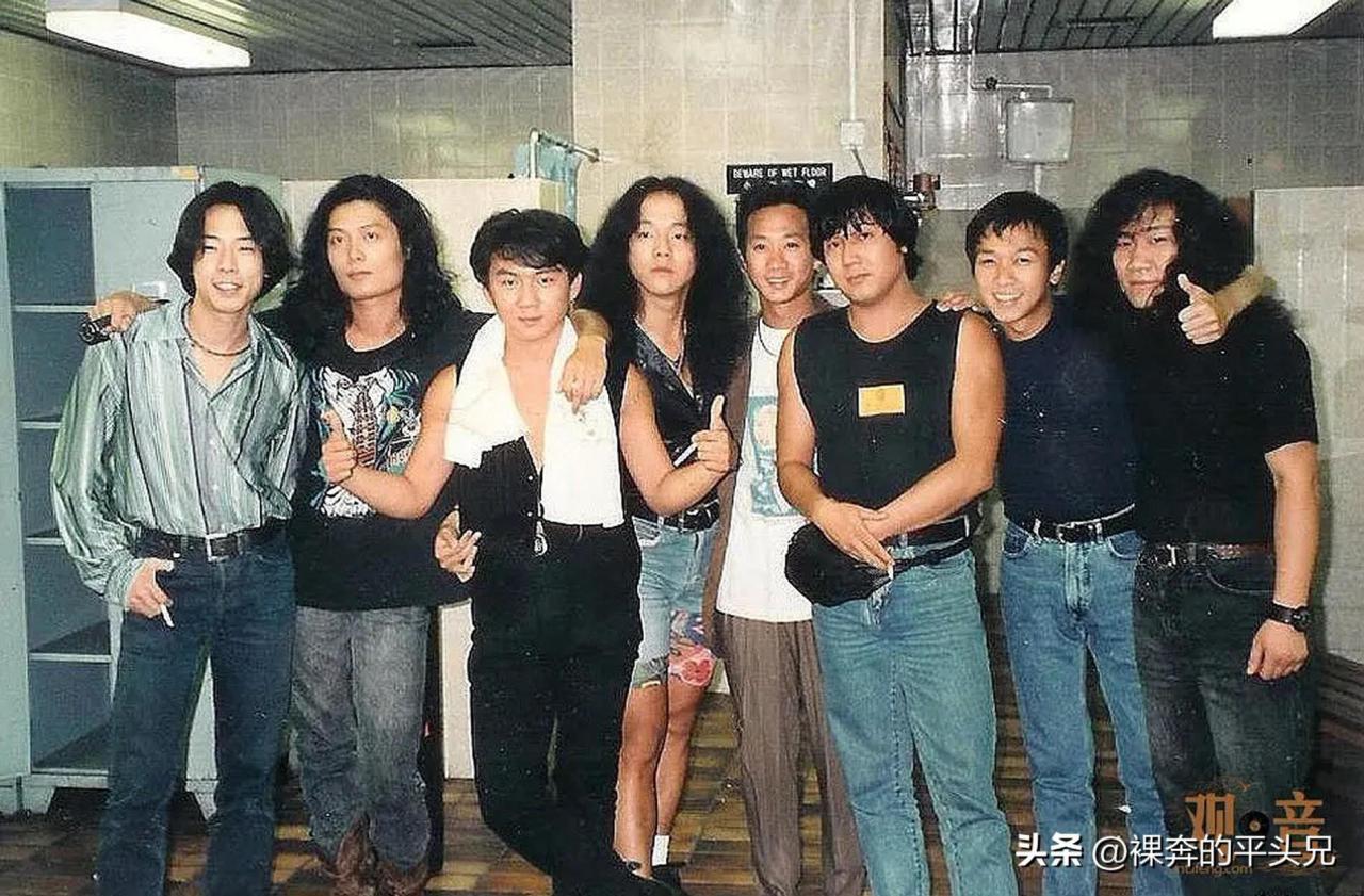 窦唯个人资料简介（窦唯是中国哪个摇滚队的队员）-