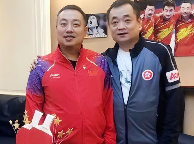​刘国栋个人资料简介：因为弟弟刘国梁身份的特殊性，他不能进国家队执教
