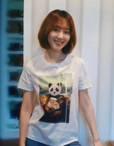 ​女主持王冠个人资料(她成功的背后，离不开４位贵人的帮助)