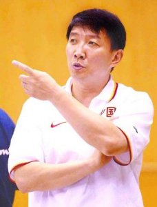 ​他一怒开除当家球星，敢跟两任掌门人掰手腕，为何过不了这道坎？