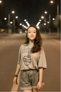 ​女版迈克尔杰克逊亮相陌陌 百变的舒舒用舞技惊艳众人