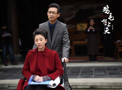​鸡毛飞上天原型人物的真实身份(白手起家成浙江女首富)